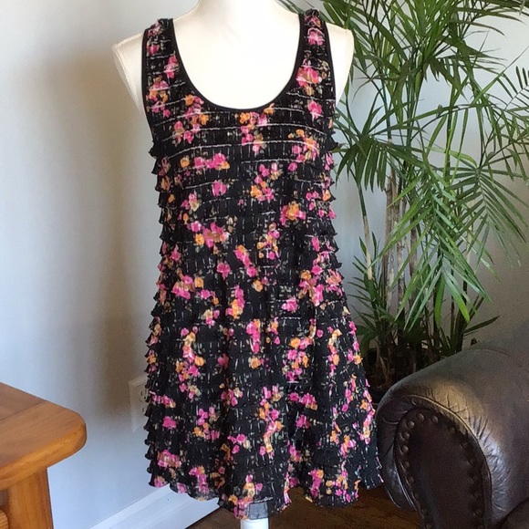 Free People Dresses & Skirts - FREE PEOPLE FLORAL DRESS